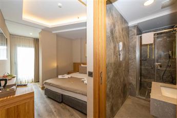 Ravi Hotel
