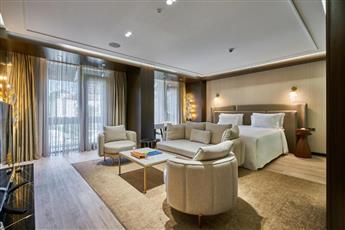 Rayelin Hotel Old City