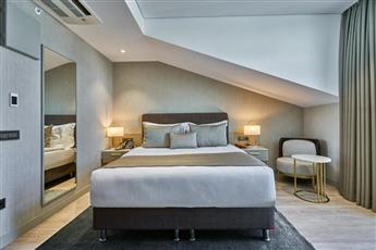Rayelin Hotel Old City