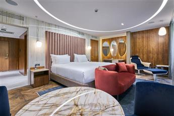 Rayelin Hotel Old City