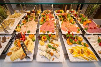 Rayelin Hotel Old Town 4*