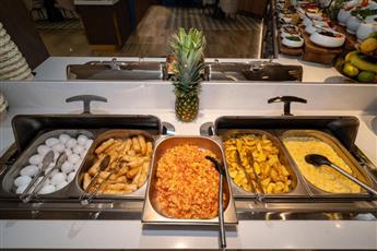 Rayelin Hotel Old Town 4*