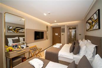 Rayelin Hotel Old Town 4*