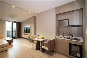 Rayelin Hotel Old Town 4*