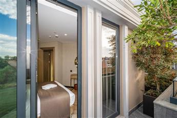 Rayelin Hotel Old Town 4*