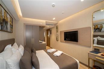 Rayelin Hotel Old Town 4*