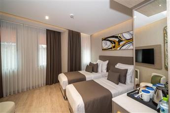 Rayelin Hotel Old Town 4*