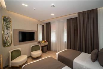 Rayelin Hotel Old Town 4*