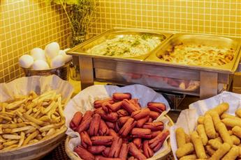 Raymond Hotel Old City 4*