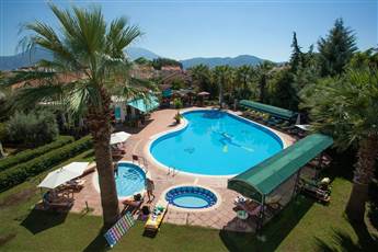 Rebin Beach Hotel 3*