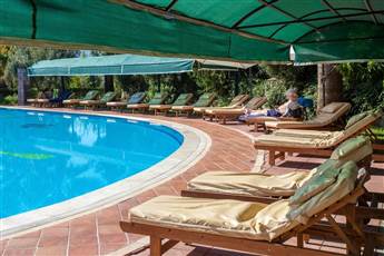 Rebin Beach Hotel 3*