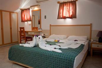 Rebin Beach Hotel 3*