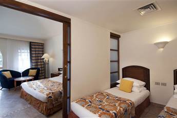 Reef Oasis Beach Resort 5*