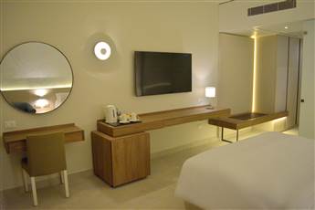 Reef Oasis Beach Resort 5*