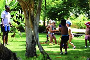 Reef Oasis Beach Resort 5*