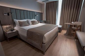 Renex Hotel
