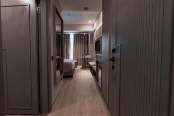 Renex Hotel