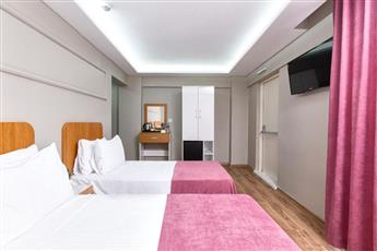 Ria Suites Hotel