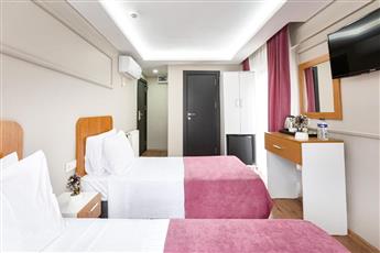 Ria Suites Hotel