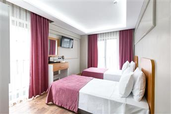 Ria Suites Hotel
