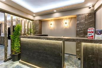 Ria Suites Hotel