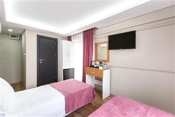 Ria Suites Hotel