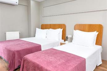 Ria Suites Hotel