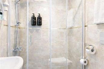 Ria Suites Hotel