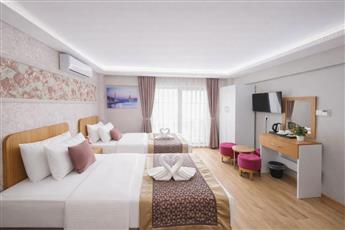 Ria Suites Hotel