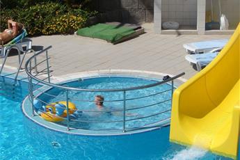 Rich Melissa Hotel 4*