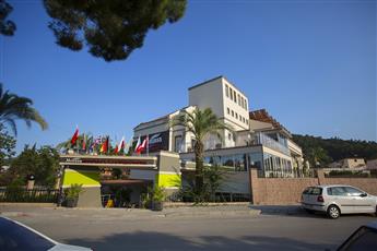 Rich Melissa Hotel 4*