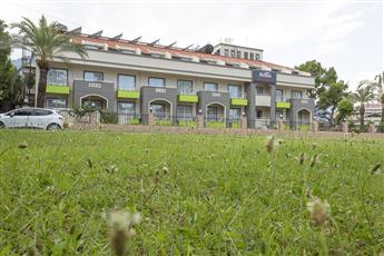 Rich Melissa Hotel 4*