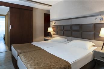 Ring Beach Hotel