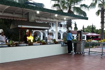 Ring Beach Hotel