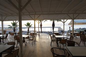 Ring Beach Hotel