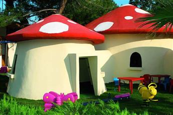 Ring Beach Hotel