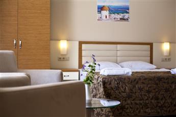 Risa Hotel