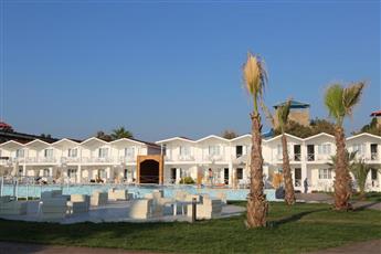 Risus Beach Resort Hotel