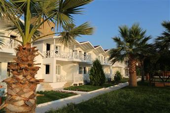 Risus Beach Resort Hotel