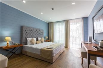 Risus Beach Resort Hotel