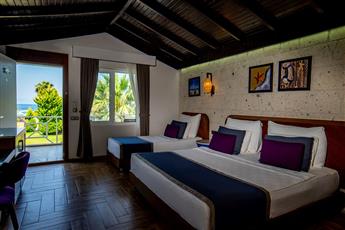 Risus Beach Resort Hotel