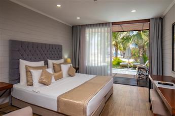 Risus Beach Resort Hotel