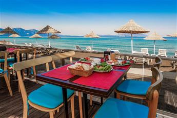 Risus Beach Resort Hotel