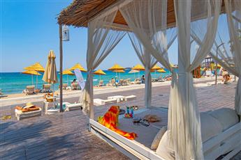 Risus Beach Resort Hotel