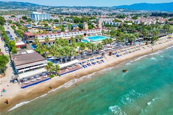 Risus Beach Resort Hotel