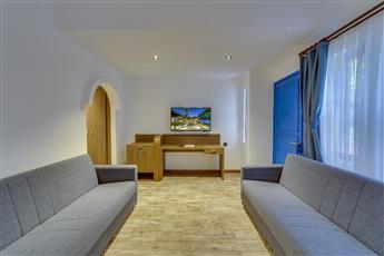 Risus Garden Marina Hotel 5*