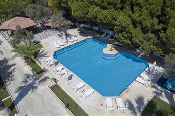 Risus Garden Marina Hotel