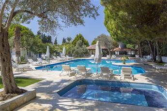 Risus Garden Marina Hotel