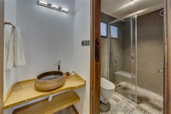 Risus Garden Marina Hotel