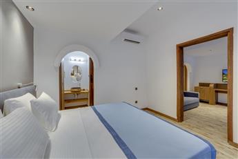 Risus Garden Marina Hotel